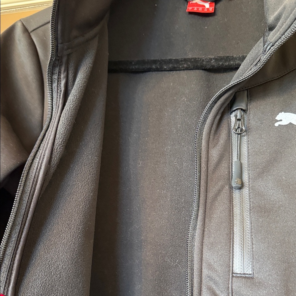 Insulated NWOT women’s Puma Black Full-Zip Jacket size Large - Picture 3 of 5